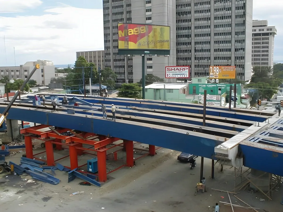 Elevados Av. 27 de Febrero — Josefa Brea, Leopoldo Navarro y Tunti Cáceres
