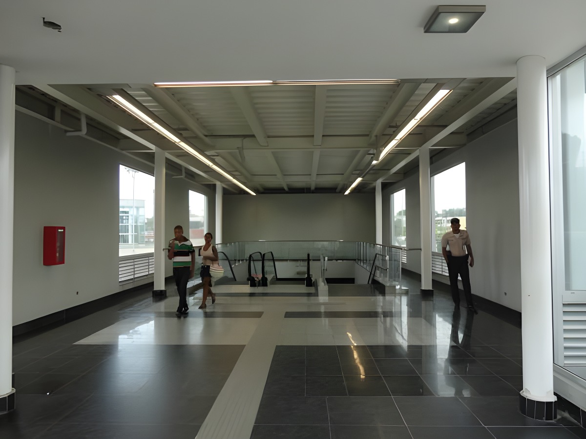 Estación Eduardo Brito