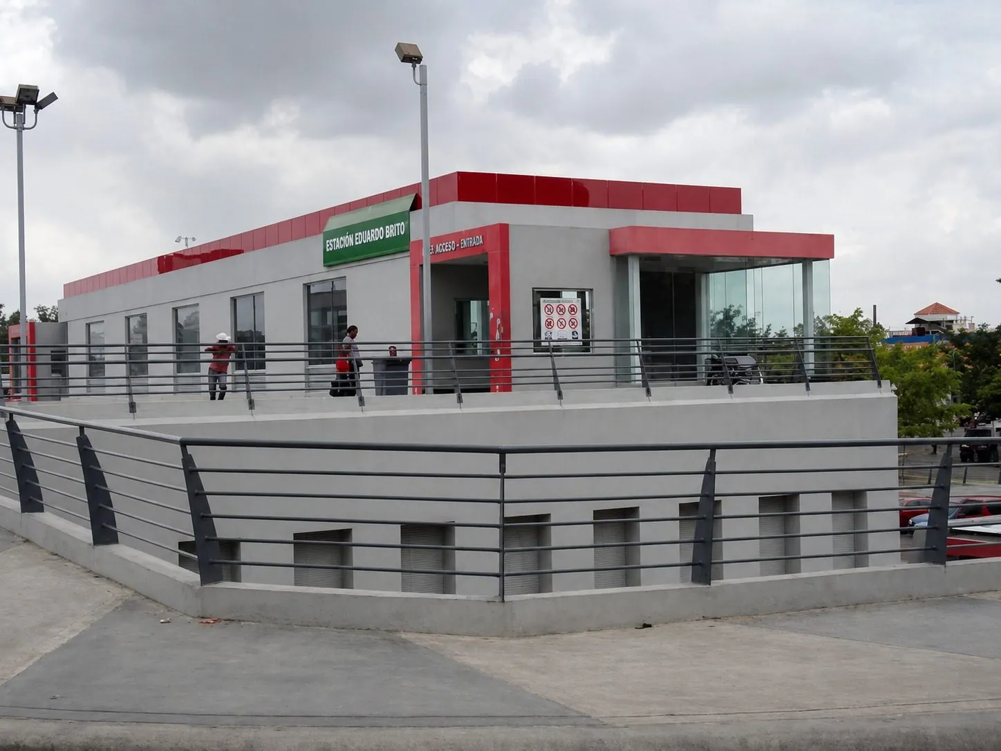 Estación Eduardo Brito