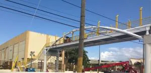 Puente Peatonal Bonao — UASD / La Sirena
