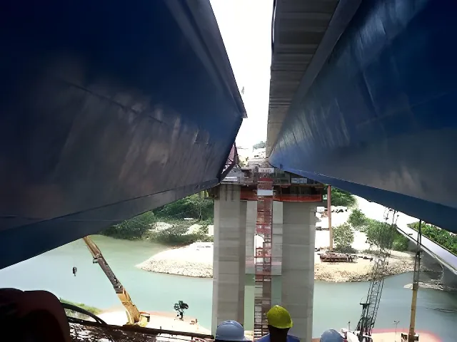 Puente Río Chavón — Construcción
